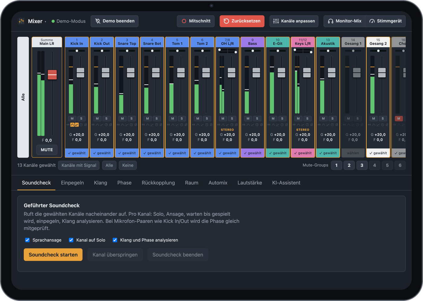 Mixer auf einem iPad mit Kanalzügen, Pegeln und Fadern
