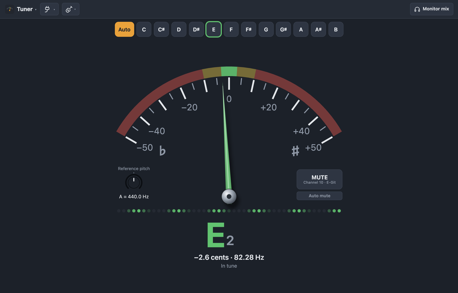 Tuner with the needle in the green zone, note E, deviation in cents and frequency